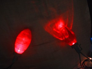 two_red_bulbs